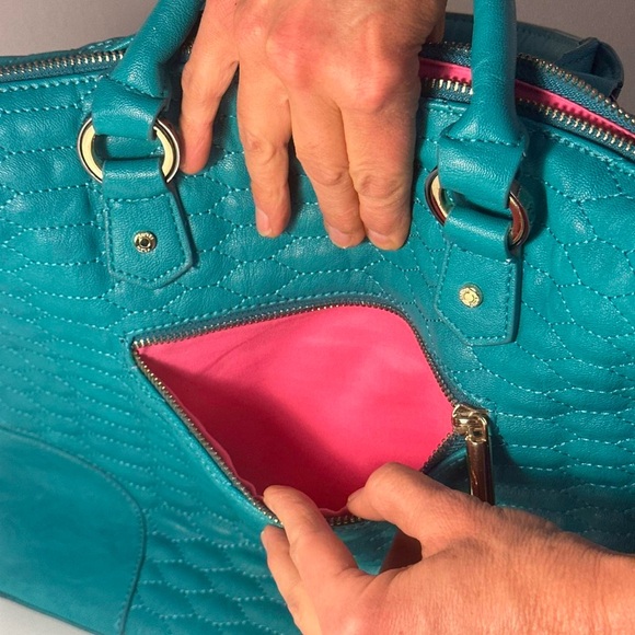 XOXO Turquoise Quilted Handbag - Picture 7 of 8